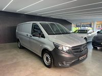 Gebraucht Mercedes Vito 163 PS (119 kW) 2021 Brillantsilber Van