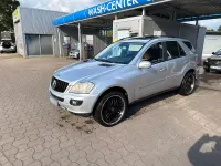 Gebraucht Mercedes ML320 224 PS (164 kW) 2007 Silber SUV