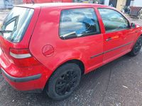Gebraucht VW Golf IV 75 PS (55 kW) 2003 Rot Kleinwagen