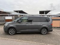 Gebraucht VW Multivan 218 PS (160 kW) 2023 Grau Van