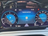 gebraucht VW Golf VIII 2.0 TDI 150 PS SCR DSG Life Variant AHK 8-Fach Bereift