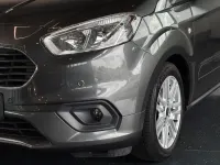 Gebraucht Ford Tourneo Courier Titanium 101 PS (74 kW) 2019 Grau Van / Kleinbus