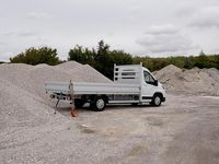 Neu Maxus eDeliver 9 150 kW (204 PS) 2025 Weiss / warm white Van