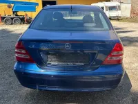 Gebraucht Mercedes C180 143 PS (105 kW) 2003 Blau Limousine