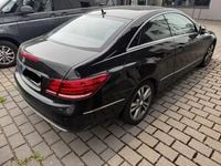 Gebraucht Mercedes E200 184 PS (135 kW) 2014 Schwarz Coupé