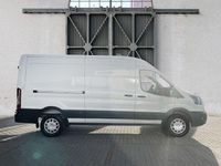 Gebraucht Ford E-Transit Trend 197 kW (269 PS) 2022 Weiß Van