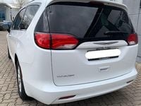 Gebraucht Chrysler Pacifica 291 PS (214 kW) 2021 Weiß Van