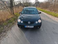 Gebraucht VW Polo 64 PS (47 kW) 2002 Schwarz Kleinwagen
