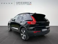 Gebraucht Volvo XC40 Plus 261 PS (191 kW) 2022 Onyx black / (metallic) SUV
