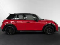 Gebraucht Mini Cooper 114 kW (156 PS) 2025 Chili red ii Kleinwagen
