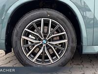 Neu BMW X1 204 PS (150 kW) 2026 Cape york grün metallic SUV