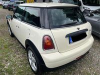 Gebraucht Mini ONE 75 PS (55 kW) 2010 Weiß Kleinwagen