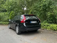 Gebraucht Volvo V60 163 PS (119 kW) 2013 Schwarz Kombi