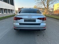Gebraucht Audi A4 190 PS (139 kW) 2019 Grau Limousine