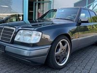 Gebraucht Mercedes E320 220 PS (161 kW) 1995 Schwarz Limousine