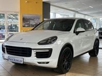 Gebraucht Porsche Cayenne 519 PS (381 kW) 2015 Carraraweiss/gletscherweis (metallic) SUV