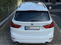 Gebraucht BMW 220 Advantage 178 PS (130 kW) 2022 Weiß Kombi