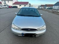 Gebraucht Ford Mondeo 130 PS (95 kW) 1999 Grau Limousine