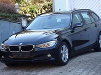 Gebraucht BMW 320 Sport Line 184 PS (135 kW) 2012 Black sapphire Kombi