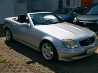 Gebraucht Mercedes SLK200 163 PS (119 kW) 2000 Silber Cabrio