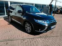 Gebraucht Mitsubishi Outlander Plus 150 PS (110 kW) 2018 Schwarz SUV
