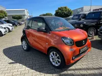 Gebraucht Smart ForTwo Coupé Passion 90 PS (66 kW) 2018 Orange Coupé