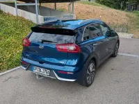 Gebraucht Kia Niro Spirit 141 PS (103 kW) 2017 Blau SUV