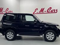 gebraucht Mitsubishi Pajero 3.2 DI-D Intense Aut.*XENON*200Ps*LEDER