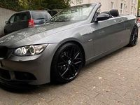 Gebraucht BMW 320 Cabriolet 170 PS (125 kW) 2007 Grau Cabrio