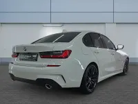 Gebraucht BMW 320 M Sport 190 PS (139 kW) 2019 Weiß Limousine