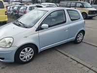 Gebraucht Toyota Yaris 65 PS (47 kW) 2004 Blau Kleinwagen
