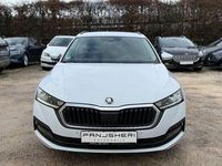 Gebraucht Skoda Octavia Ambition 150 PS (110 kW) 2023 Bila moon/moon white Kombi