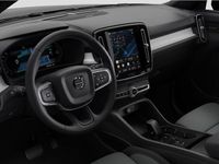 Neu Volvo XC40 Plus 163 PS (119 kW) 2025 Onyx black / metallic SUV