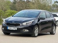 Usado Kia Ceed 128 HP (94 kW) 2014 Preto Citadino