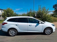Gebraucht Ford Focus Titanium 140 PS (102 kW) 2013 Weiß Kombi