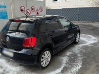 Gebraucht VW Polo 75 PS (55 kW) 2014 Schwarz Limousine