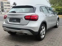 Gebraucht Mercedes GLA180 Urban 122 PS (89 kW) 2017 Silber SUV