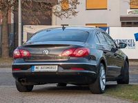 Gebraucht VW Passat Basis 211 PS (155 kW) 2011 Braun Limousine