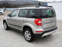 Gebraucht Skoda Yeti 105 PS (77 kW) 2015 Beige SUV
