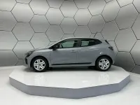 Neu Renault Clio V Evolution 91 PS (66 kW) 2026 Grau Limousine
