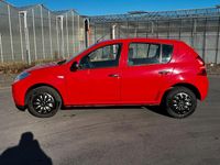Gebraucht Dacia Sandero 75 PS (55 kW) 2009 Rot Kleinwagen