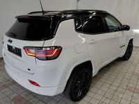 Gebraucht Jeep Compass Limited 190 PS (139 kW) 2022 Snow white SUV
