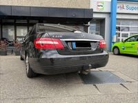 Second-hand Mercedes E220 170 CP (125 kW) 2009 Negru Berlinǎ