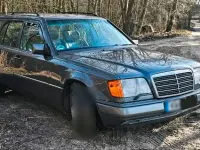 Gebraucht Mercedes E220 150 PS (110 kW) 1994 Kombi