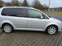 Gebraucht VW Touran Highline 140 PS (102 kW) 2008 Silber Van / Kleinbus