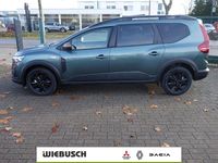 Neu Dacia Jogger Extreme 101 PS (74 kW) 2025 Zedergrün Van / Kleinbus