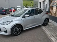 Gebraucht Toyota Yaris Basis 116 PS (85 kW) 2020 Platinsilber metallic