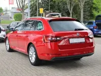 Gebraucht Skoda Superb 150 PS (110 kW) 2020 Rot Kombi