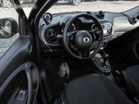 Gebraucht Smart ForFour Electric Drive 60 kW (82 PS) 2022 Karosserie in black Limousine
