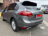 Gebraucht Porsche Cayenne 245 PS (180 kW) 2012 Grau SUV
